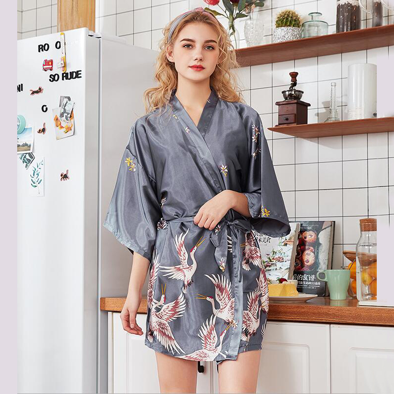 Xxl Women Fashion - Mode Vrouwen Zomer Mini Kimono Robe